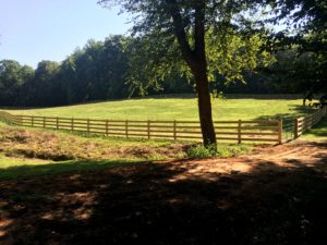 wood-ranch-style-fence