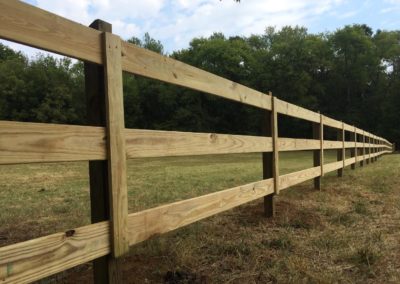 equestrian-fence-wood